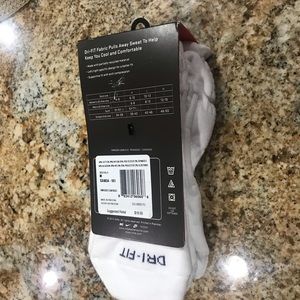 Nike Accessories - Nike no show new socks fits size 5-10 women Nike Accessories - Nike no show new socks fits size 5-10 women